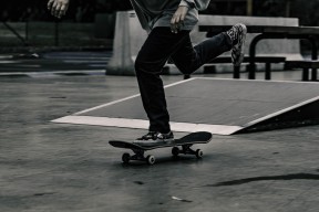 在线试玩-纳达尔炸裂篮网主场！王者归来点燃全场，观众沸腾见证奇迹